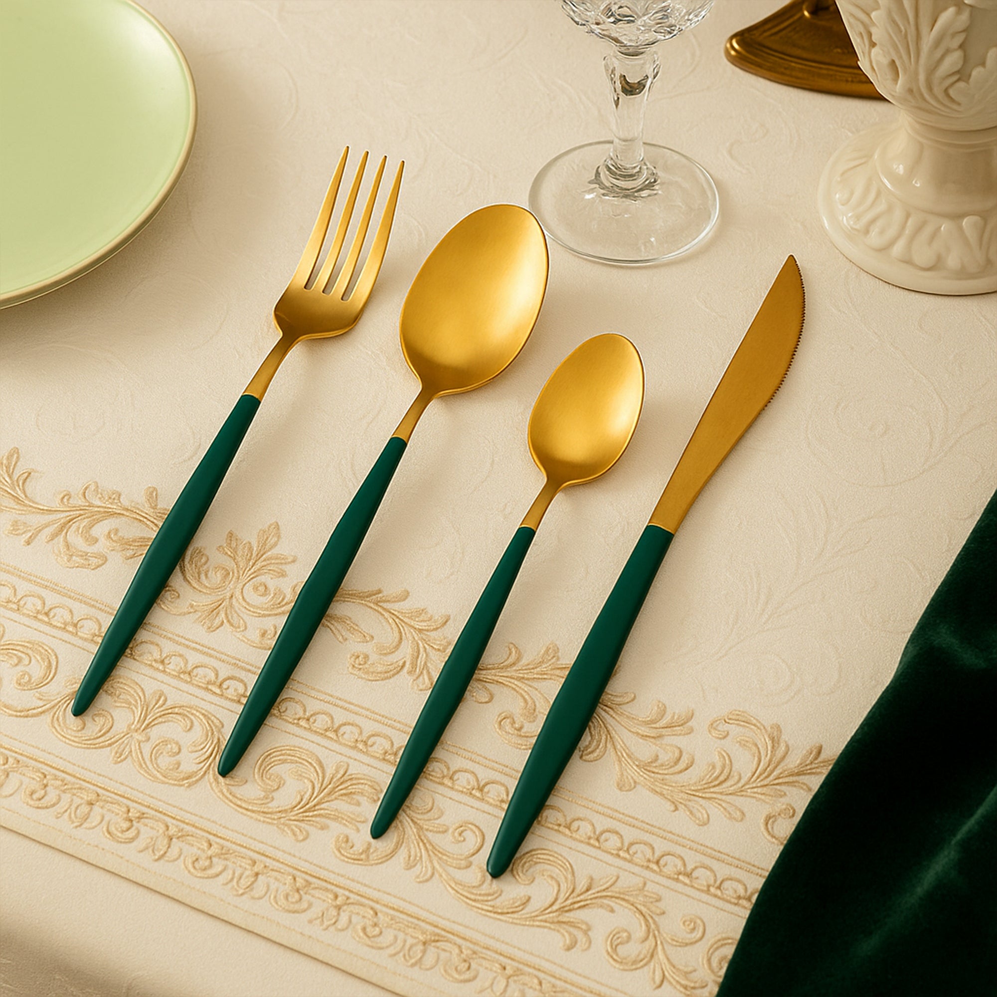 Pine Cutlery Set