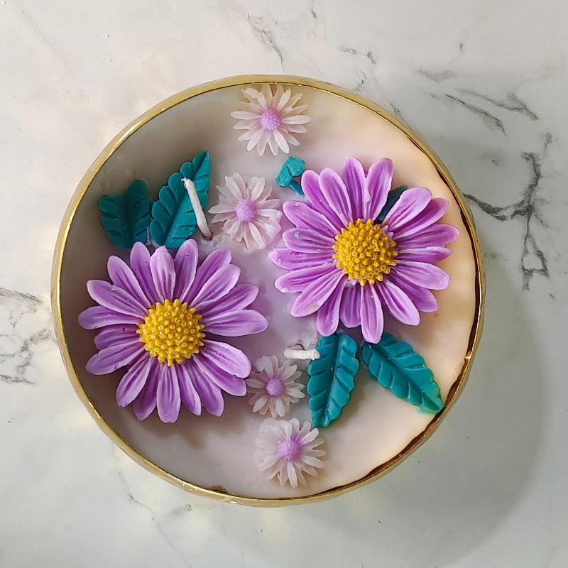 Large Soywax Candle In Metal Pot Two Flower With Petals Yellow Centre Flower