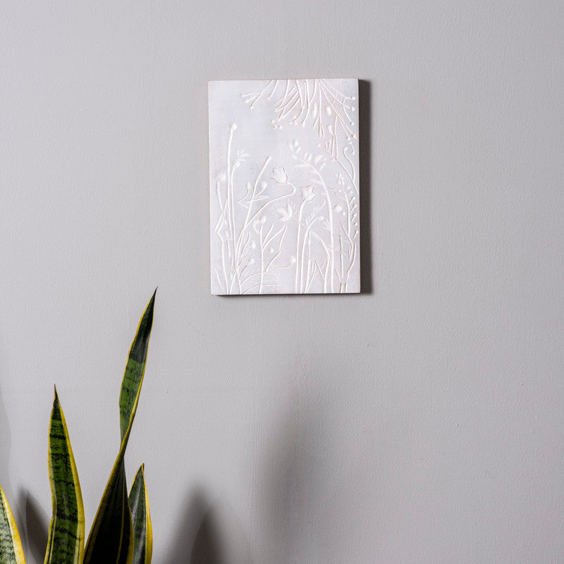 Whispers of Spring – Handcrafted Stem and Leaf Carved Wall Plate