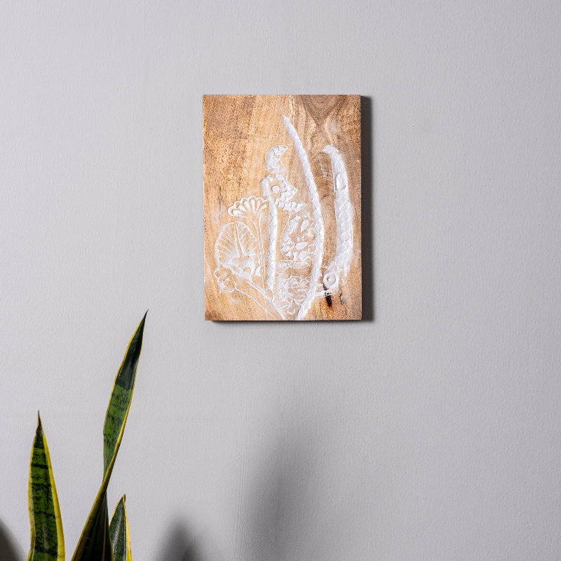 Grande Fleur – Light Wood Carved Luxury Wall Plate