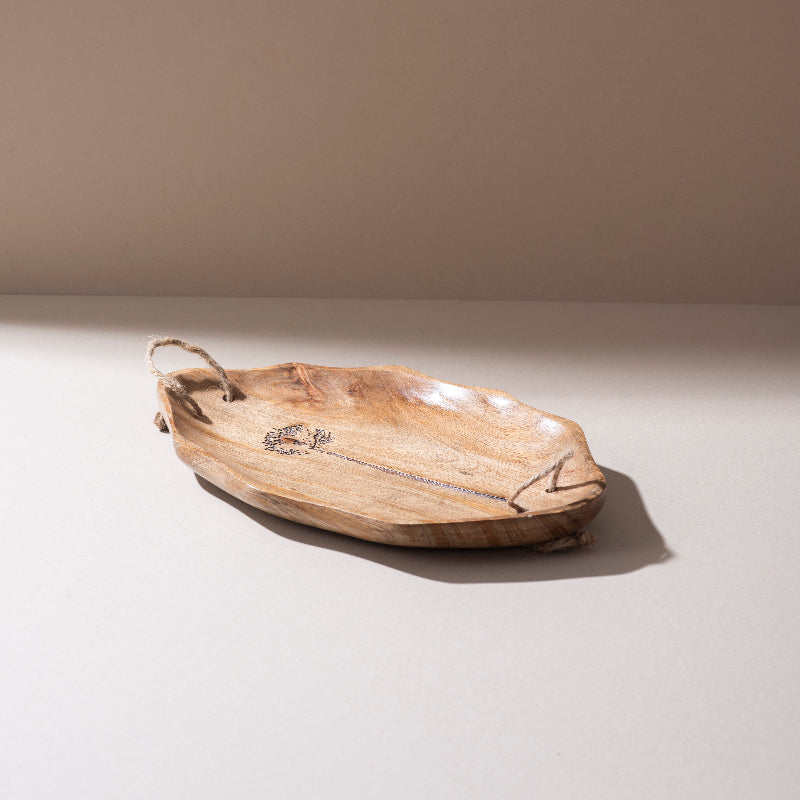 Heartfelt Curved Charm Oval Platter