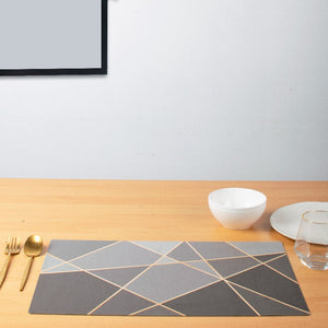 Abstract Black Table Mats Set | 6 Pcs Tablemat The June Shop