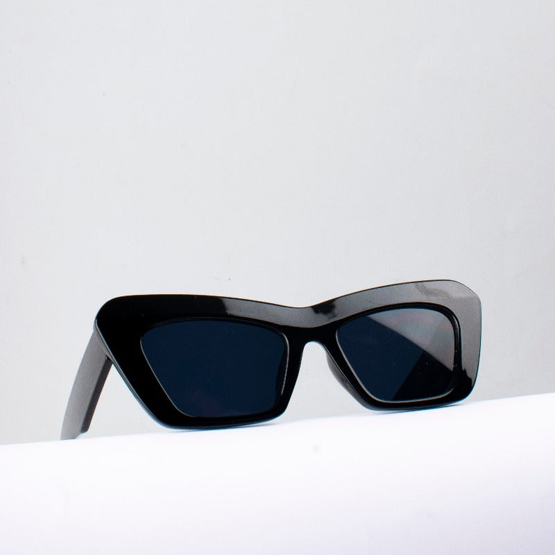 Urban Tryst Sunglass