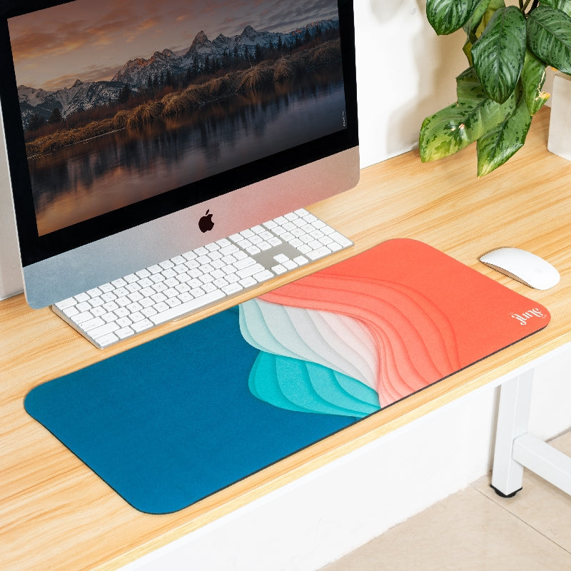 Striking Tremor Waves Versatile Desk Mat