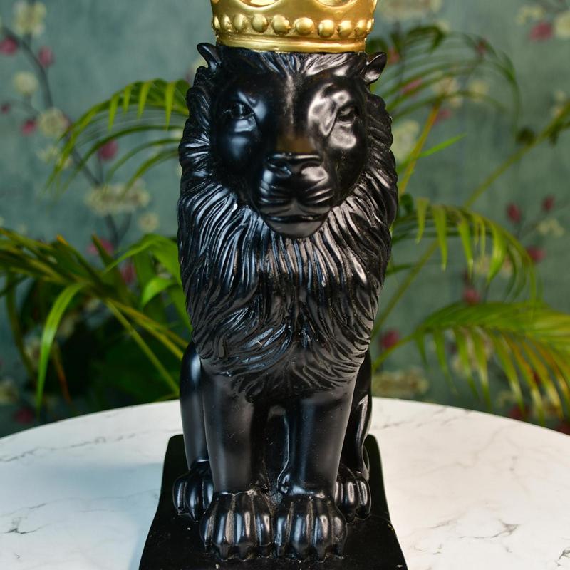 Sowpeace Black Lion Showpiece