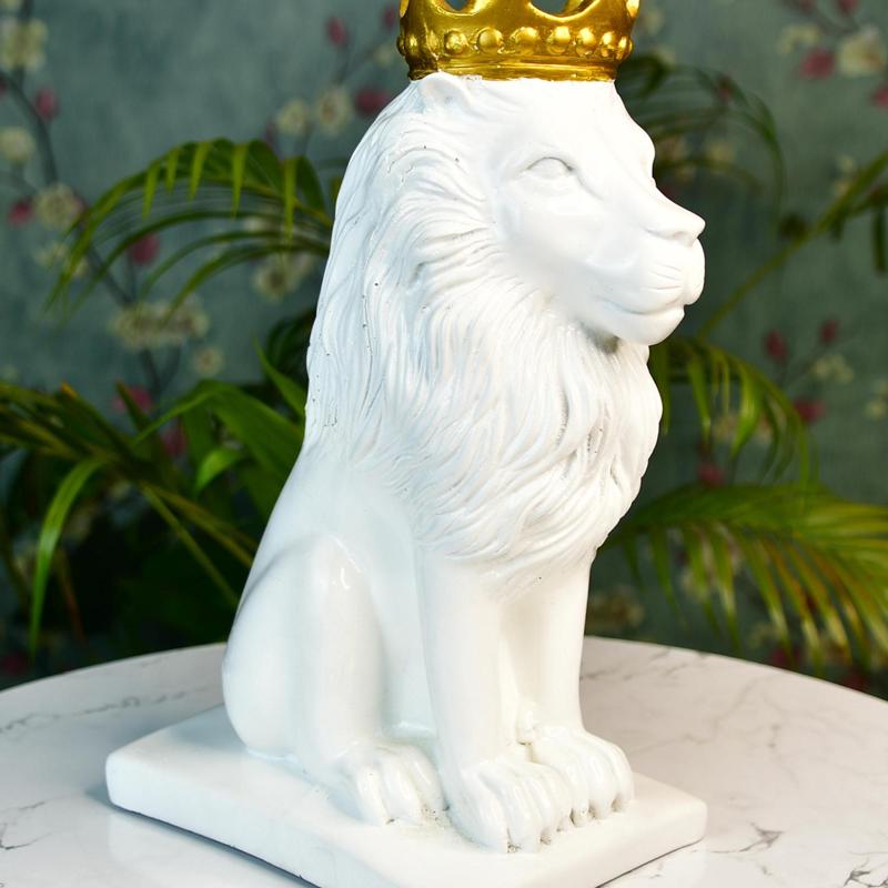 Sowpeace White Lion Showpiece