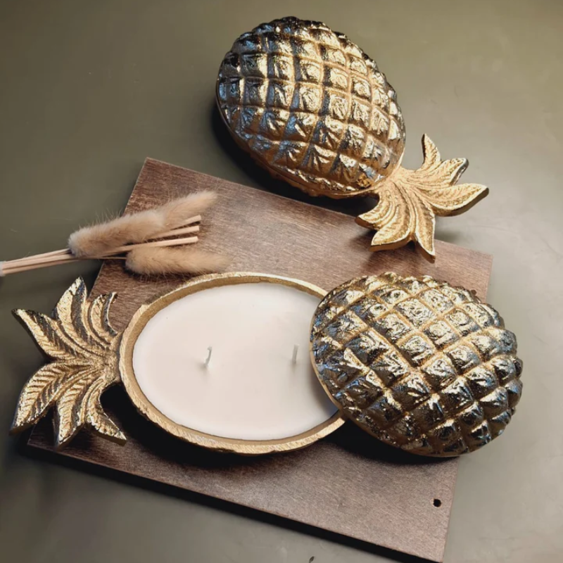 Decorative Home Lights Luxe Pineapple Oudh Scented Candle
