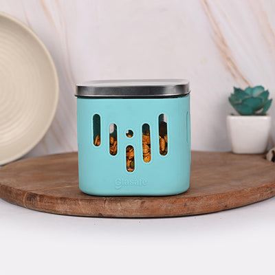 Store 'O' Grip Borosilicate Glass Container with Protective Silicone Sleeve