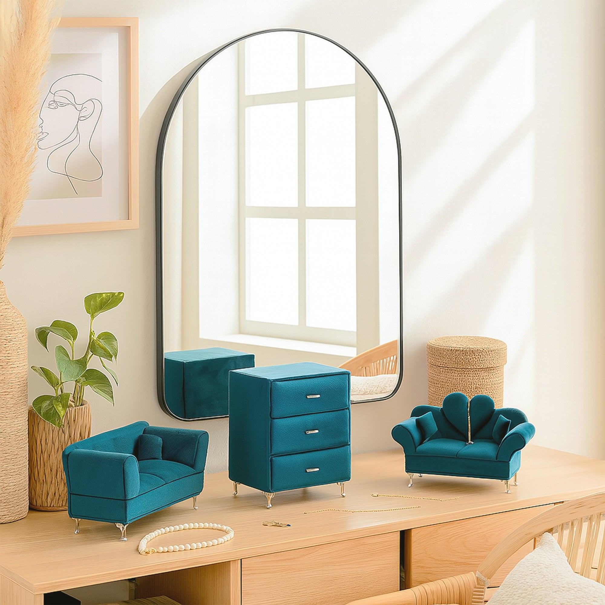 Bespoke Treasures Jewellery Organiser