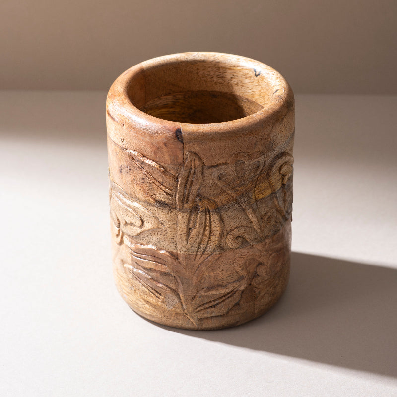 Artisan Leaf-Engraved Spoon Stand