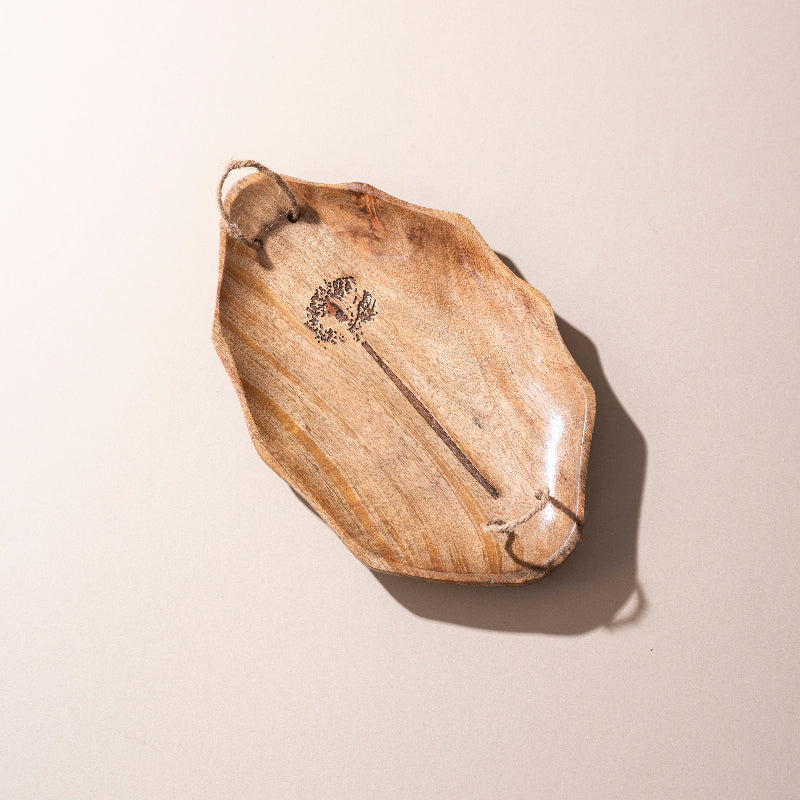 Heartfelt Curved Charm Oval Platter