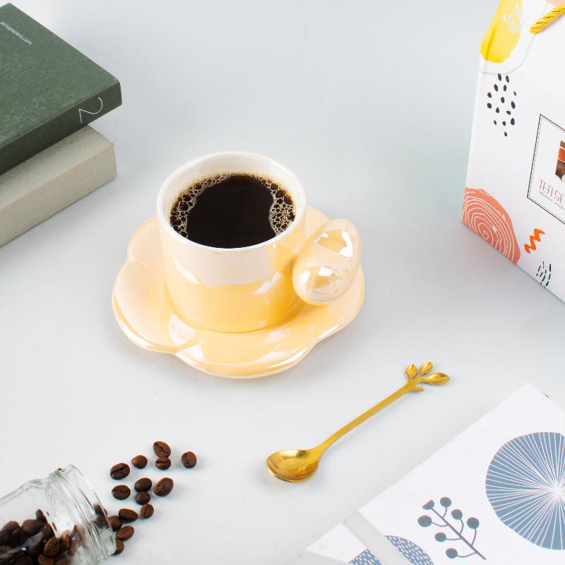 Sunrise Petal Mug