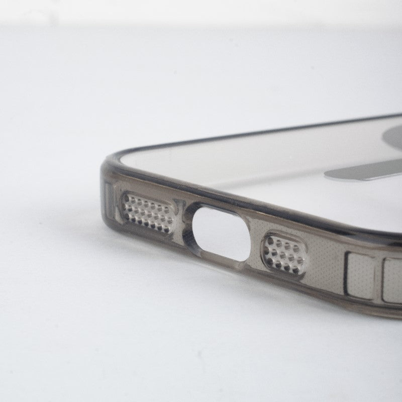 Safety First iPhone 15 MagSafe Cover