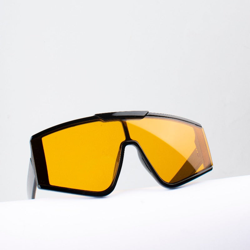 Classique Point Sunglass