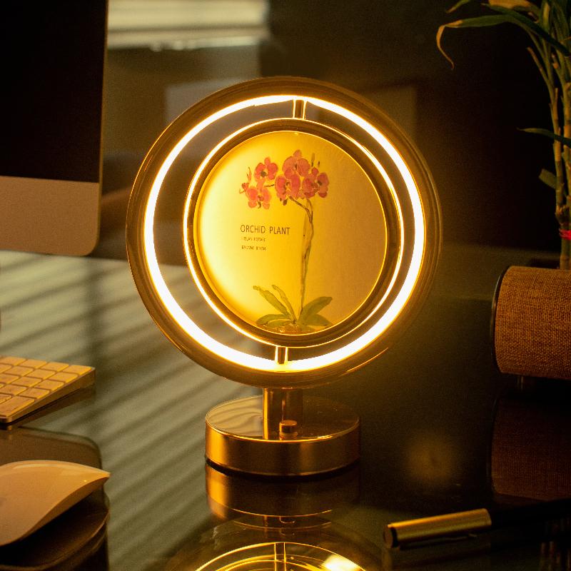 Circular Photo Frame Touch Sensor Lamp