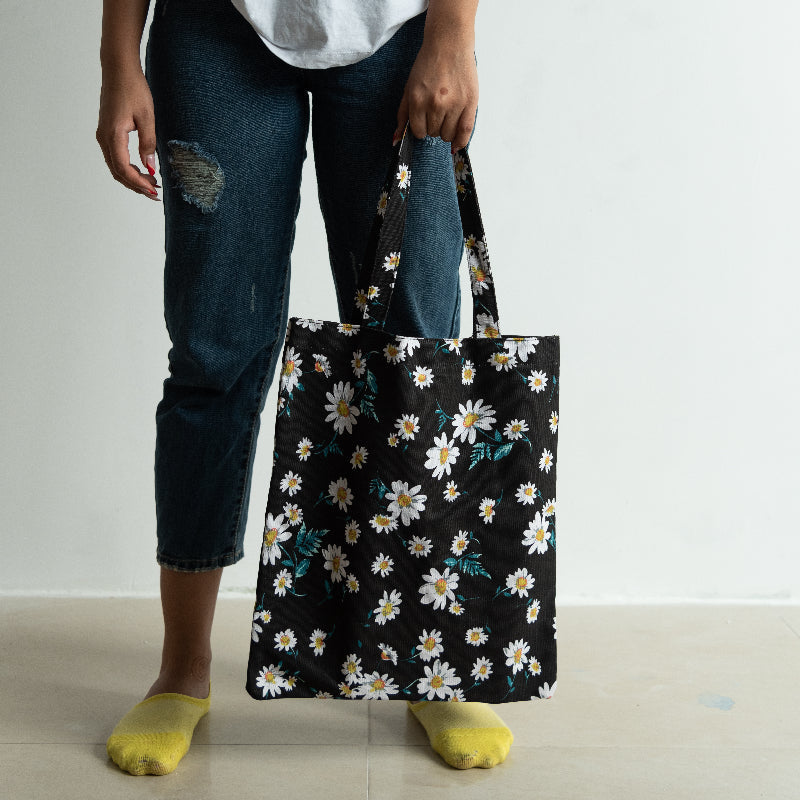 Dainty Daisies Black Tote Bag Tote Bag ERL   