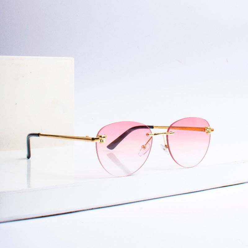 Playful Glare Sunglass