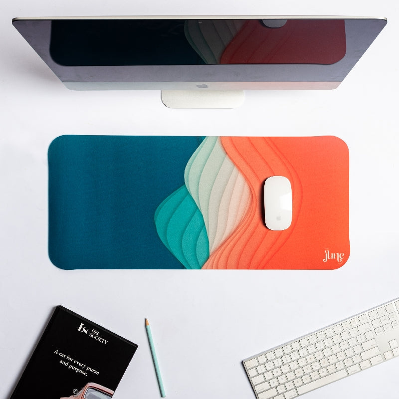 Striking Tremor Waves Versatile Desk Mat