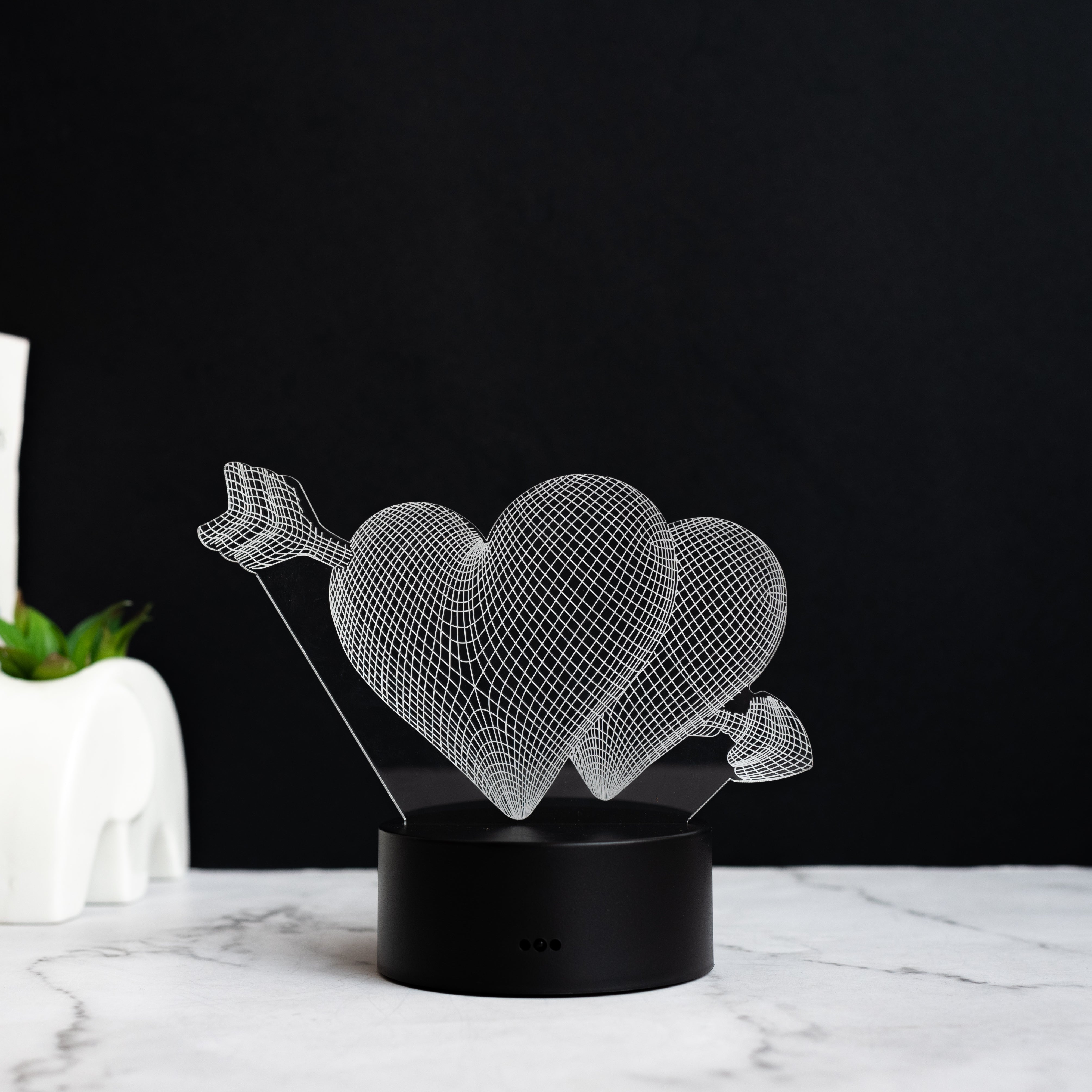 Arrow Heart Neon 3D Light 3D Lights June Trading Black Base  