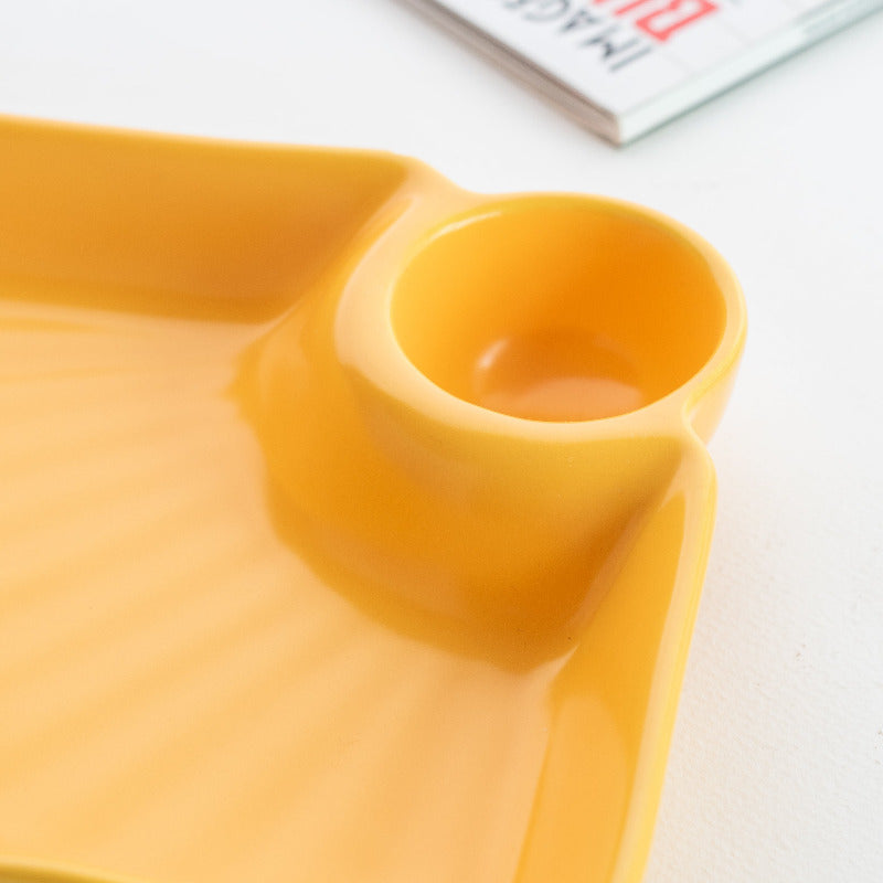 Crinkled Appetiser & Starter Plate With Dip Snack Plate June Trading   