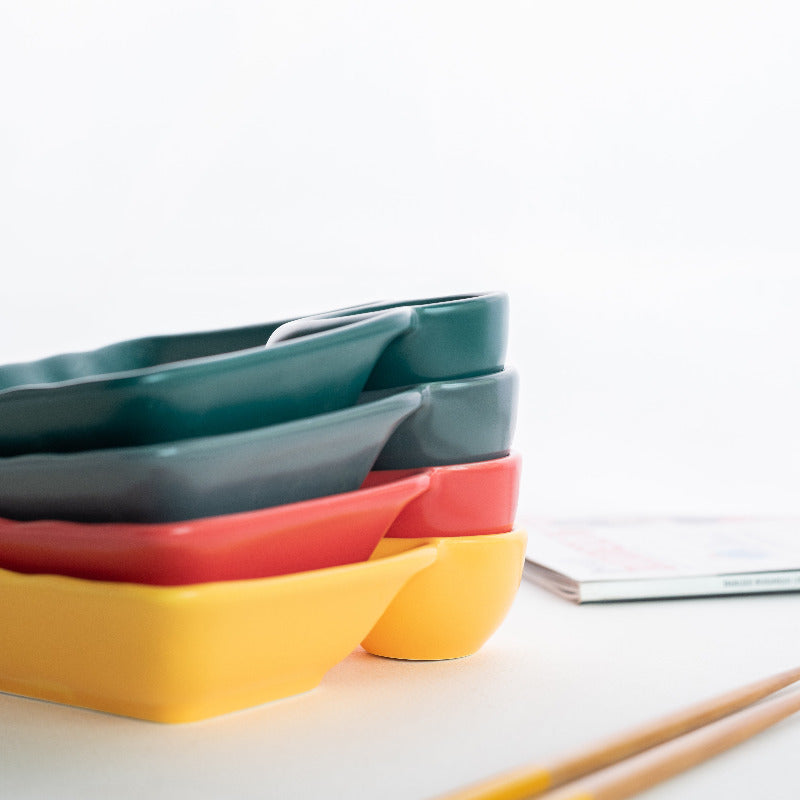 Crinkled Appetiser & Starter Plate With Dip Snack Plate June Trading   