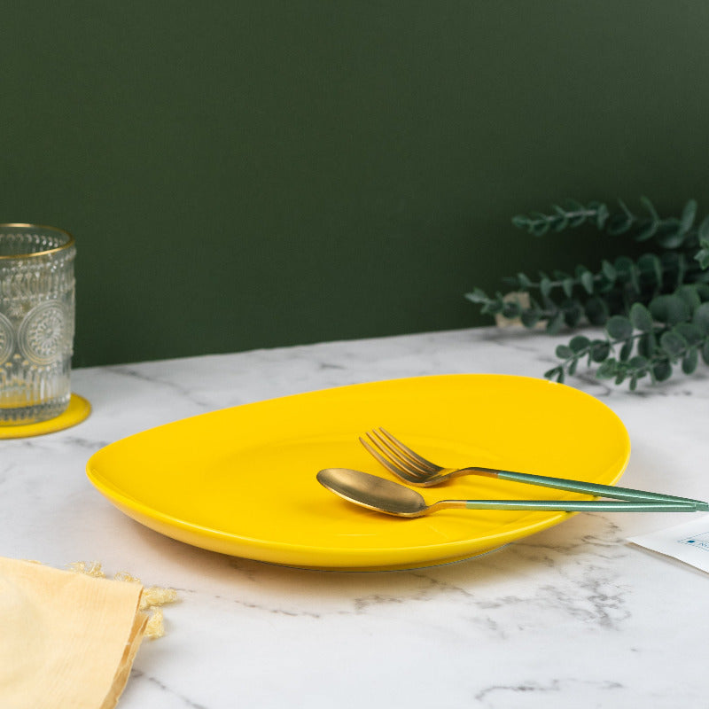 Vivid Oval Serving Plate Dinner Plates June Trading   