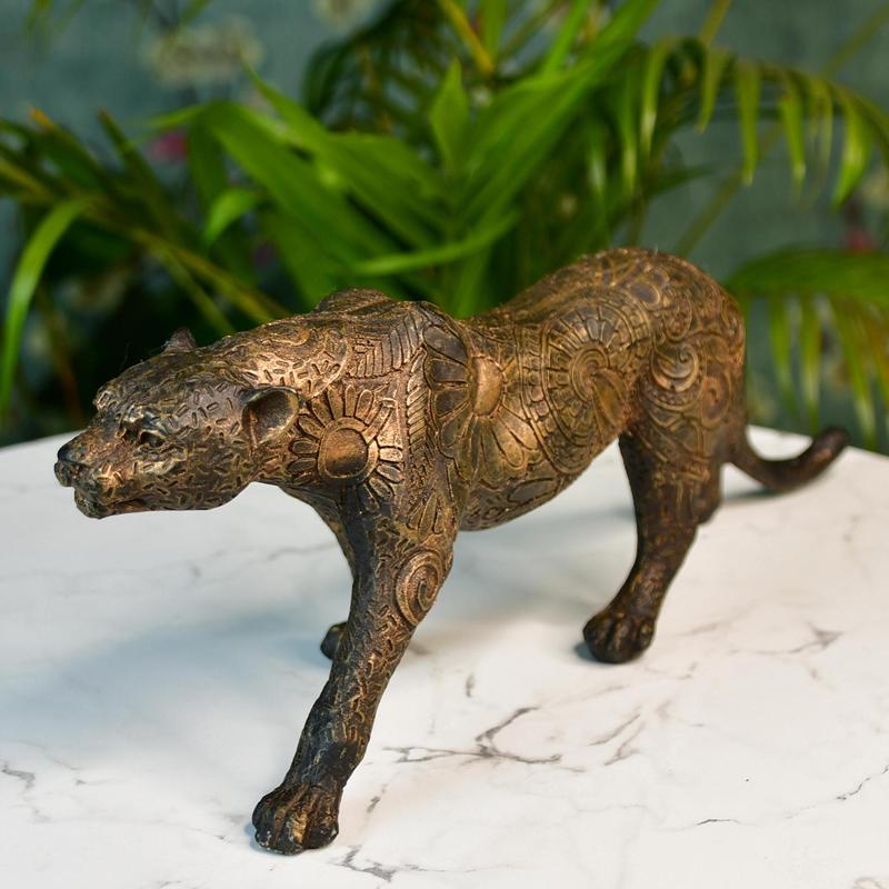Sowpeace Resin Panther Decor