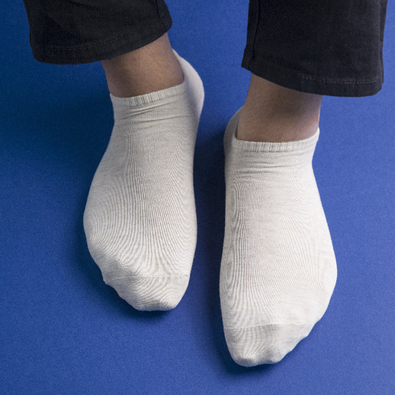Soft White Solid Socks Men Sock ERL   