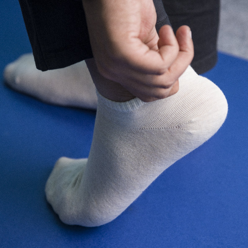 Soft White Solid Socks Men Sock ERL   