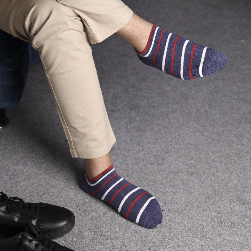 Striking Stripes Socks Men Sock ERL   