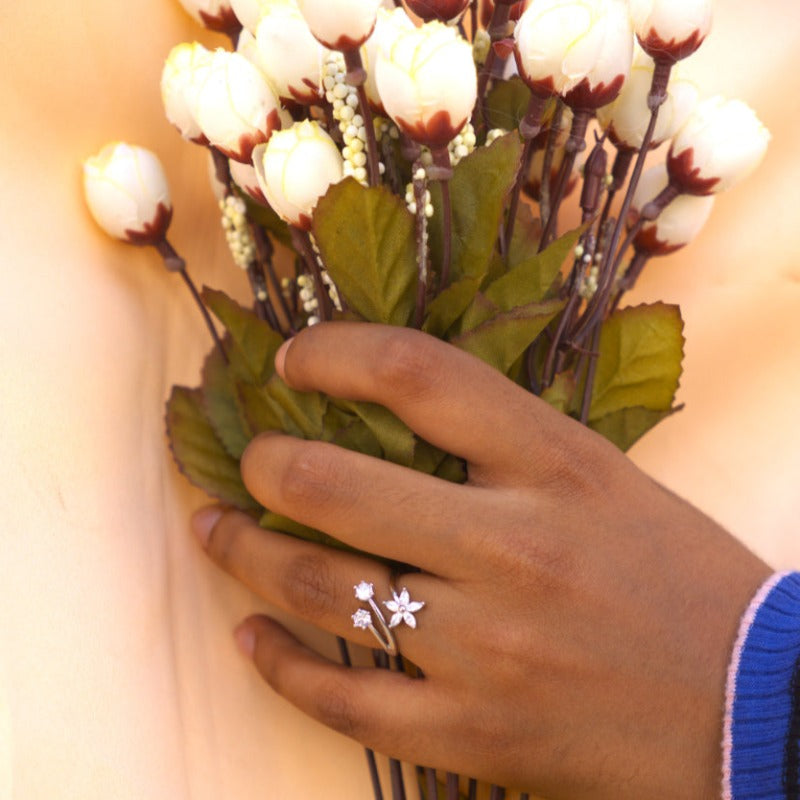 Chic Statement Ring - Floral Blossom