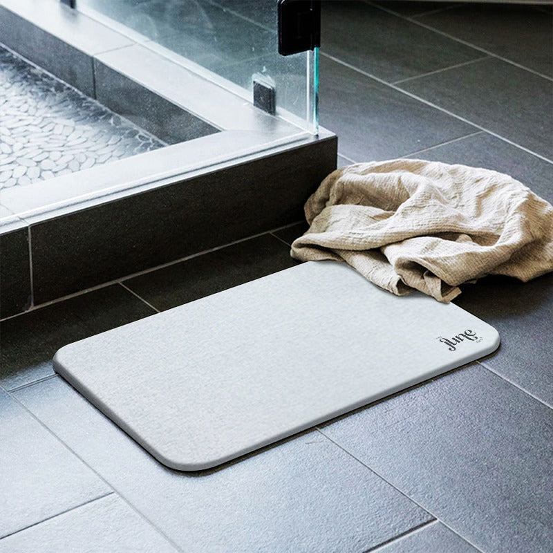 ZenStone Ultra-Absorbent Bath Mat - Ash | Secure Grip | Eco-Friendly